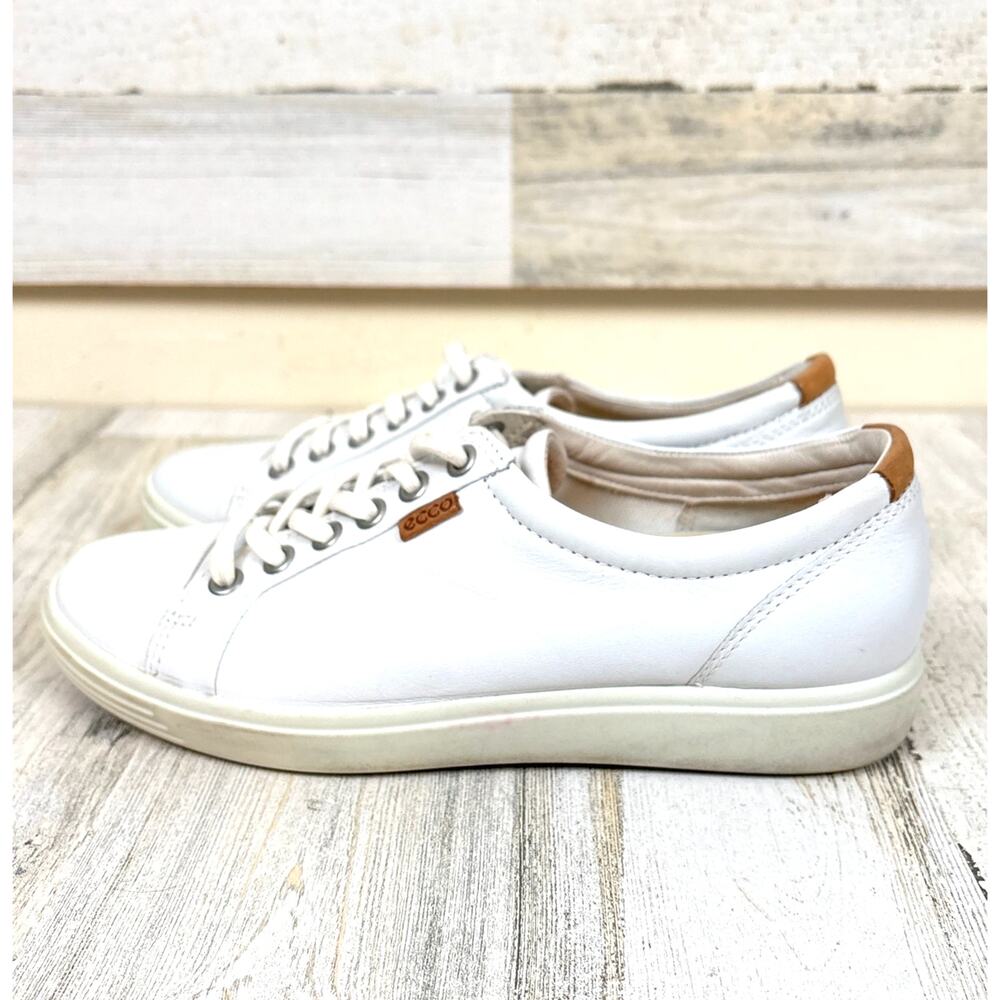 ECCO Soft 7 Womens 6 White Leather Sneakers Comfort Travel Casual